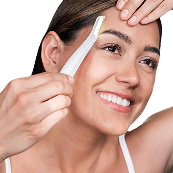 Finishing%20touch%20Flawless%20Dermaplane%20%20Lady%20Razor%20Shaver%20Painless%20Exfoliates%20Dead%20Skin%20Tool%20-%20Image%206