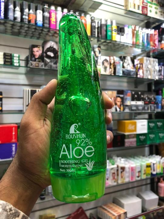 Roushun%2092%25%20Aloe%20Soothing%20Gel%20300Ml%20-%20Image%203