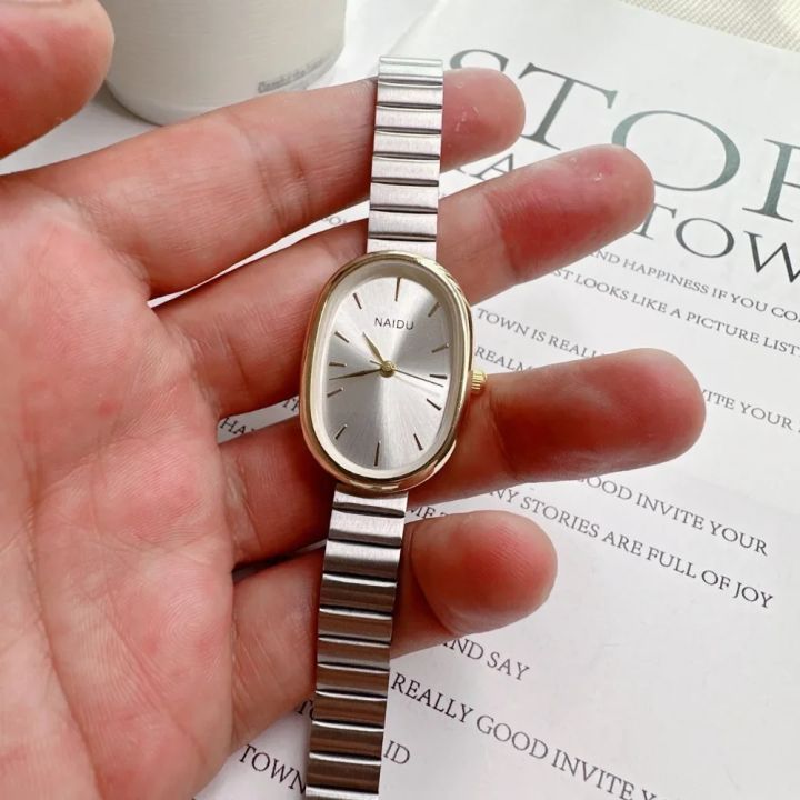 Oval%20Shaped%20Dial%20Women's%20Watch%20Luxury%20Alloy%20Strap%20Quartz%20Watch%20for%20Women%20Folding%20Clasp%20Versatile%20Small%20Wristwatch%20Clock%202023%20-%20Image%204