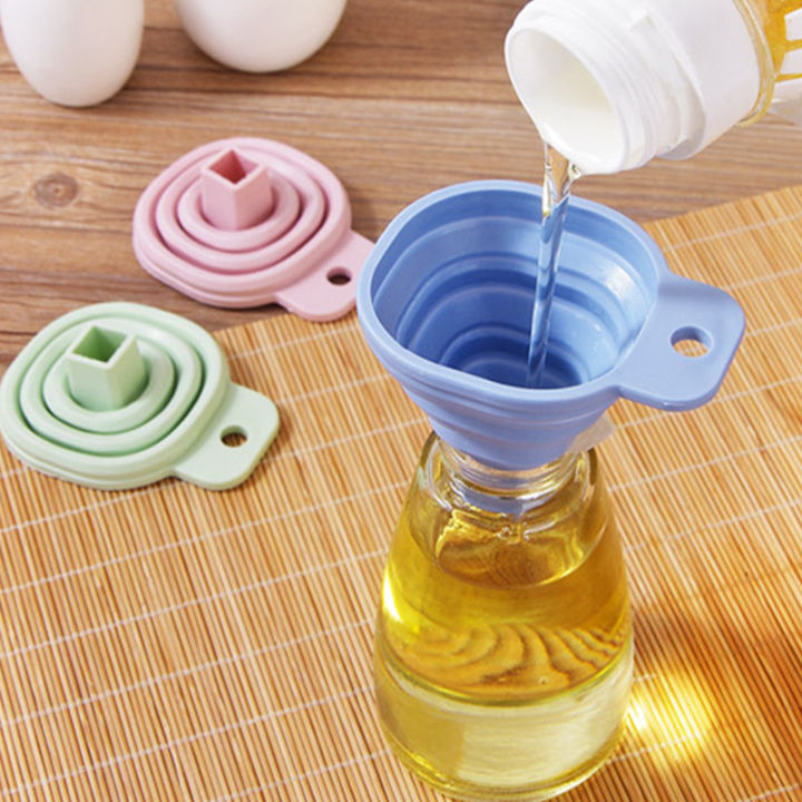 Mini%20Foldable%20Funnel%20Collapsible%20Funnel%20Folding%20Portable%20Oil%20Pot%20Funnels%20Hung%20Household%20Liquid%20Dispensing%20Kitchen%20Tools%20-%20Image%202