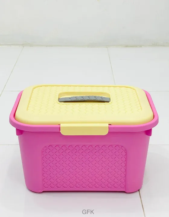 Plastic%20Storage%20Box%20Home%20Organizer%20With%20Lockable%20Lid%20Outdoor%20For%20Cloths%20Food%20Makeup%20Medicine%20Etc.%20-%20Image%205