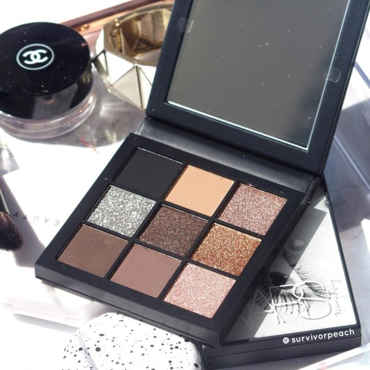 Huda Beauty Obsessions Eyeshadow Palette Smokey- First Copy