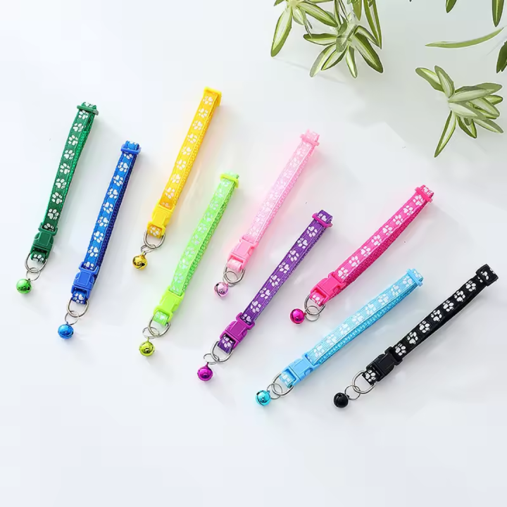 Cute%20Paw%20Design%20Cat%20Collar%20with%20Bell%20and%20Cat%20Belt%20-%20Featuring%20a%20Bell%20for%20Added%20Charm%20and%20Safety%20-%20Image%203
