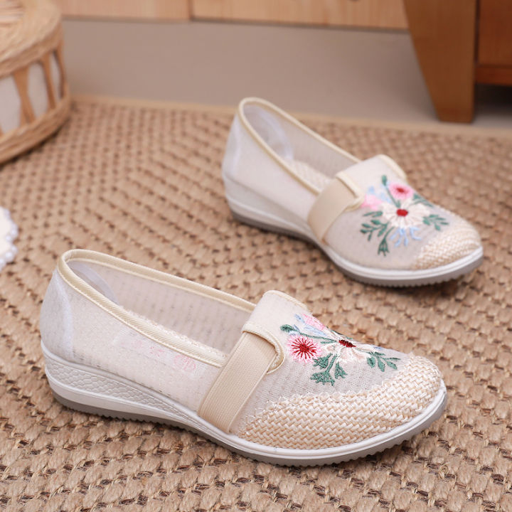 %E3%80%90ZIME%E3%80%912024cb%20Summer%20Mesh%20Shoes%20Women's%20Wedge%20Embroidered%20Shoes%20Old%20Beijing%20Cloth%20Shoes%20Women's%20Shoes%20Breathable%20Chinese%20Ancient%20Style%20Women's%20Shoes%20Casual%20-%20Image%205