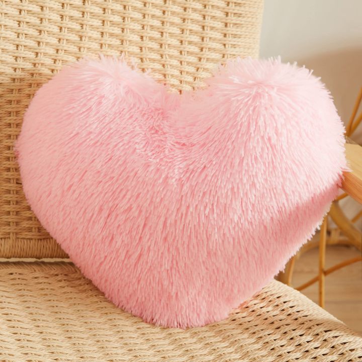 Luxury%20Plush%20Shaggy%20Decorative%20Throw%20Pillow,%2017"x17"%20Inches%20Cute%20Double-sided%20Faux%20Fur%20Heart%20Pillow,%20Fluffy%20Heart%20Shaped%20Pillow%20with%20Insert,%20Furry%20Accent%20Pillow%20for%20Girls/Women/Kids/Children%20Gift,%20Pink%20-%20Image%202