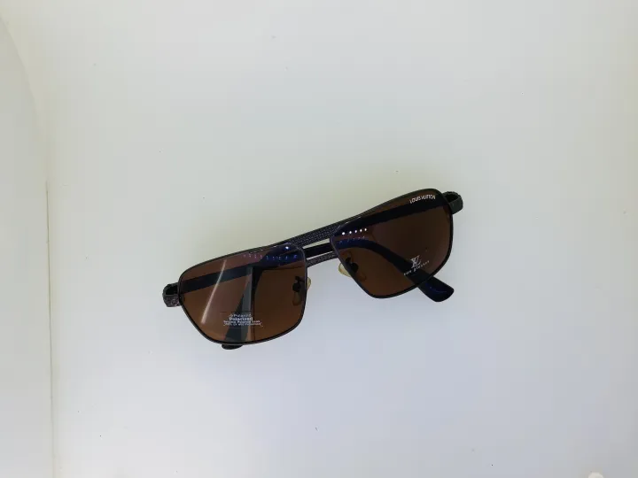 Louis%20vuitton%20polarised%20sun%20glass%20-%20Image%204