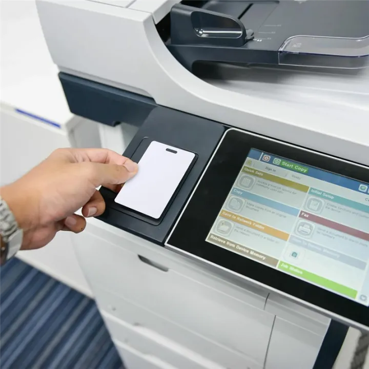 100%20Pcs%20White%20PVC%20Cards%20with%20Slot%20Punch%20on%20Short%20Side%20-%20Image%205