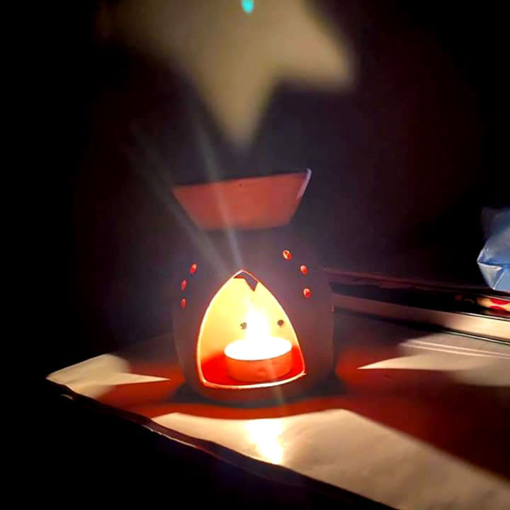 Cinnamon oil BURNER for Traditional peaceful freedom mind Therapy from Cinnamon oil