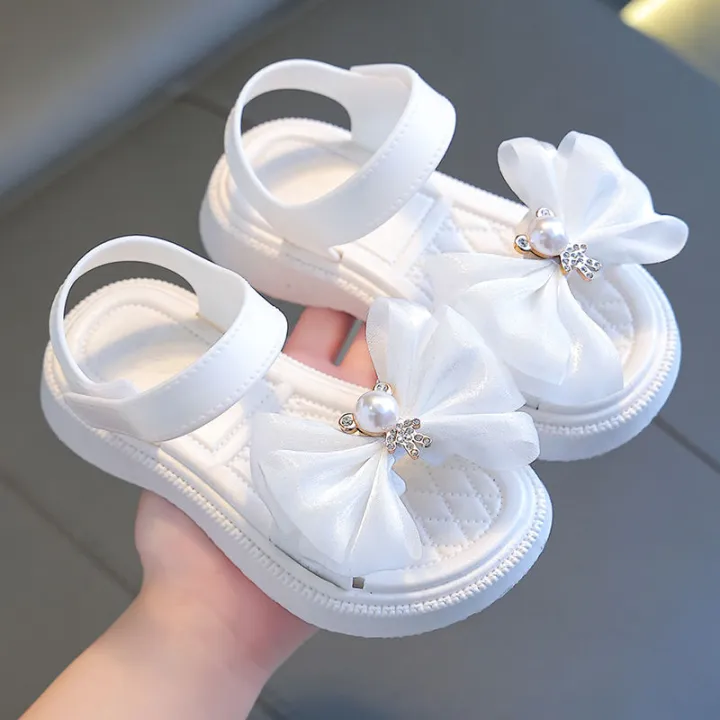Girls'%20Sandals%20New%20Fashion%20Summer%20Middle%20and%20Big%20Children%20Girls%20Non-Slip%20Princess%20Shoes%20Little%20Girls%20Soft%20Bottom%20Beach%20Shoes%20-%20Image%206