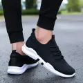 2022 Fashion Mens Casual Shoes White Lace-Up Breathable Shoes Sneakers Basket White Black Tennis Mens Trainers Zapatillas Hombre. 