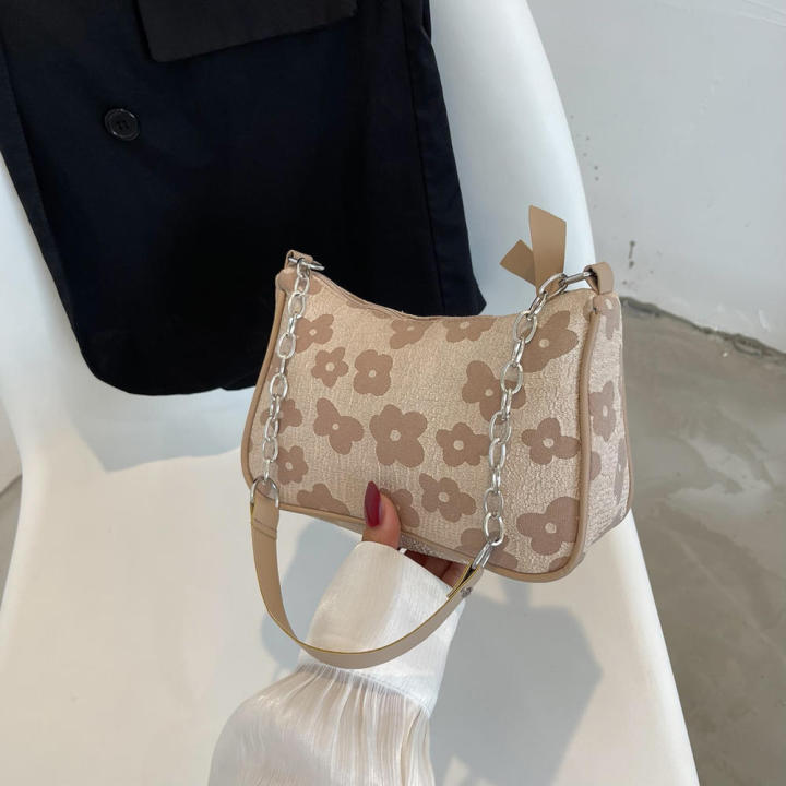 Oxford%20cloth%20Women's%20fashion%20shoulder%20bags%20Sleek%20Luxury%2022*15*8cm%20Small%20handle%20underarm%20bags%20Small%20handle%20Felt%20cloth%20pattern%20handbags%20for%20%20use%20Party%20accessory%20Office%20fashion%20Evening%20wear%20Gift%20option%20-%20Image%208
