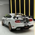 model bike 1/24 Alloy Diecasts Car Model Mustang Shelby GT500 Sport Car Toy Simulation Sound Light with Pull Back Vehicle for Child GiftsParty Tableware. 
