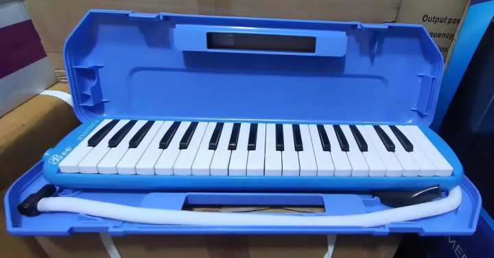 High%20quality%20Melodica%2037%20Key%20with%20box%20and%20warranty%20-%20Image%205