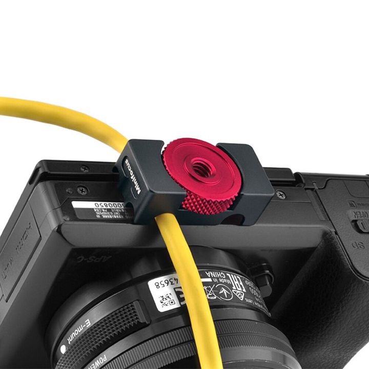 Mini%20Tether%20DSLR%20Camera%20Digital%20USB%20Cable%20Mount%20to%20Tripod%20Quick%20Release%20Tethering%20Cables%20-%20Image%204