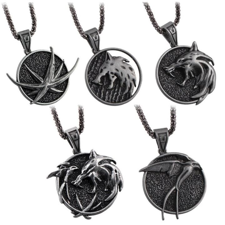 Witcher%20Wolf%20Head%20Witcher%20Pendant%20Necklace%20Accessory%20Necklace%20with%20Wild%20Hunt%203%20Figure%20TV%20Necklace%20-%20Image%202