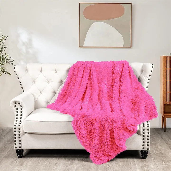 Luxury%20Faux%20Fur%20Blanket%20(size%20:%2035%20x%2060)%20Inches%20Thicken%20Warm%20Elegant%20Cozy%20Faux%20Fur%20Throws%20For%20Sofa%20Throw%20Blanket%20%7C%20Hot%20Pink%20Valentine%20/%20Birthday%20Gift%20For%20Your%20Lover%20-%20Image%203