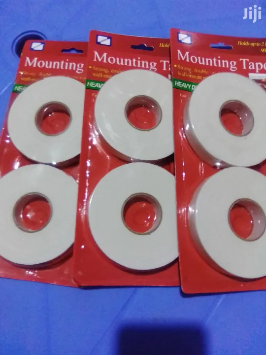Heavy%20Duty%20Double-stick%20Mounting%20Tape%20-%20Image%204