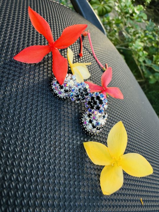 silver%20color%20small%20cute%20jimiky%20drop%20earring%20with%20multi%20and%20red,%20green,%20blue,%20maroon%20stone%20for%20women%20and%20girl%20-%20Image%204