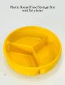 Plastic container with 3 compartments - Lunch box with separator. 