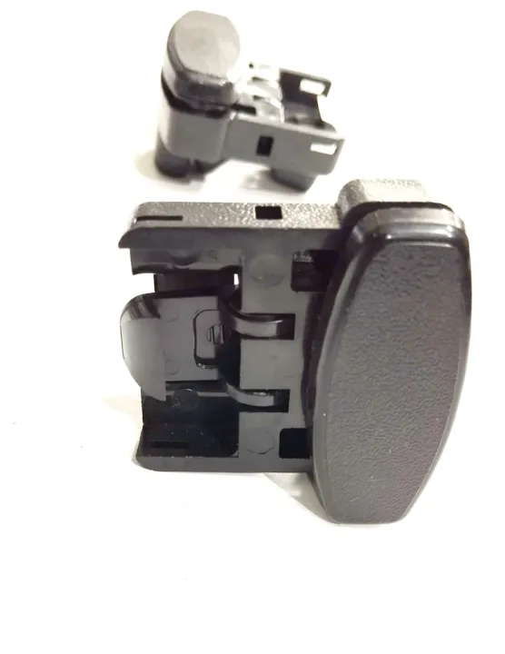 Hiace%20Dolphin/KDH%20Window%20Glass%20Lock%20-%20Image%205