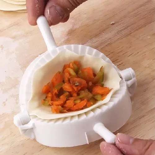 1PC%20Pack%20Dumpling%20Machine%20Small%20tool%20Home%20plastic%20Dough%20Press%20Dumpling%20Pie%20Ravioli%20Mold%20Mould%20Maker%20Cooking%20Pastry%20tools%20-%20Image%204