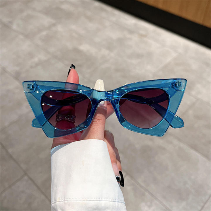 Fashion Luxury Design Butterfly Shape Trendy Retro Gradient