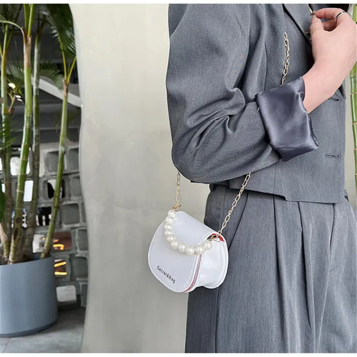 Small%20Square%20Bags.%20Girls'%20Bags.%20Elegant%20Bags.%20Shoulder%20Satchels.%20Handbag.%20Mini%20Bags.%20Ladies'%20Bags.%20-%20Image%205