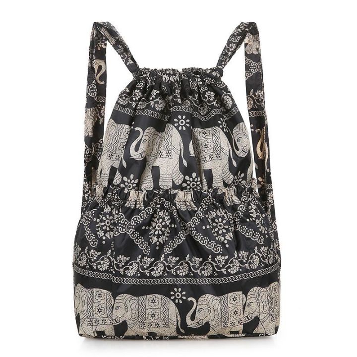 Large%20Capacity%20Drawstring%20Pocket%20Backpack%20Lightweight%20Floral%20Cloth%20Women's%20Backpack%20Autumn%20Fashion%20Retro%20School%20Bag%20Bucket%20Bag%20-%20Image%207