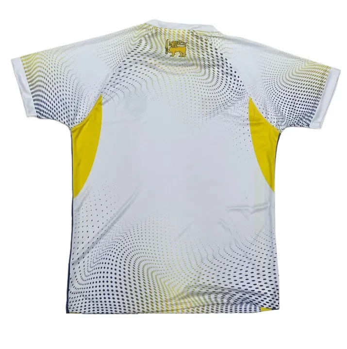 New%202025%20Sri%20Lanka%20Football%20Jersey%20Men%20Breathable%20Performance%20Sportswear%20-%20Image%202