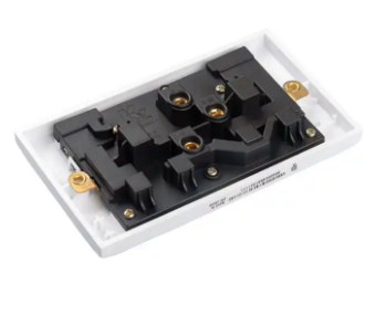 kevilton%2013%20Amp%20Socket%20Outlet%20-Twin%20Life%20Time%20Warranty%20-%20Image%203