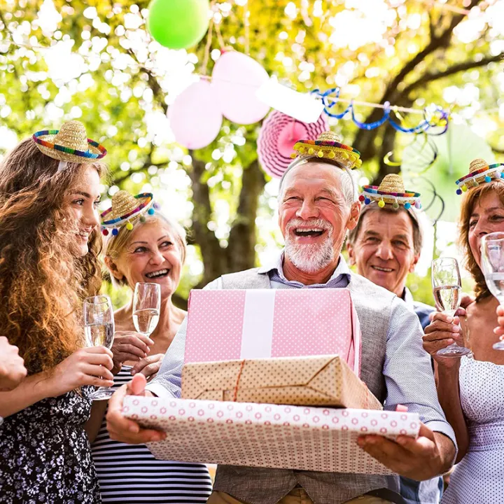 Kids%20Funny%20Hats%20Hairball%20Headdress%20Mexican%20Mini%20Hat%20Sombrero%20Hat%20With%20Headband%20Adult%20Pet%20Birthday%20Party%20Decoration%20Accessories%20-%20Image%204