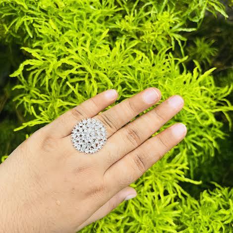 BOOM%20silver%20/%20rose%20gold%20color%20cute,%20beautiful%20adjustable%20ring%20with%20fixed%20white%20stone%20for%20women%20and%20girl%20-%20Image%202