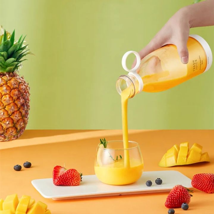 Electric%20Juicer%20Machine%20with%20Wireless%20&%20USB%20Rechargeable%20Battery%20%7C%7C%20Mini%20Portable%20Blender%20Mixer%20Smoothie%20%7C%7C%20Bottle%20Juicer%20Blender%20%7C%7CShake%20Maker%20Juice%20Mixer%20Fruit%20Juice%20&%20Vegetable%20Juice%20-%20Image%205