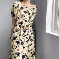 【WEJA】Women French Style Vintage Elegant Round Neck Puff Sleeve Loose Mid-lengh A-lineBlack Floral Dress. 