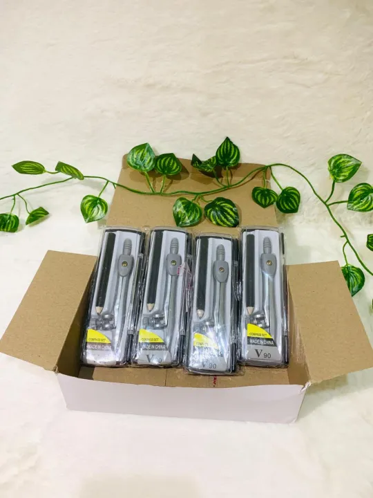 Compass%20Protractor%20Set%20%7C%20Kids%20Tools%20Drawing%20Compasses%20Math%20Compass%20-%20Image%207