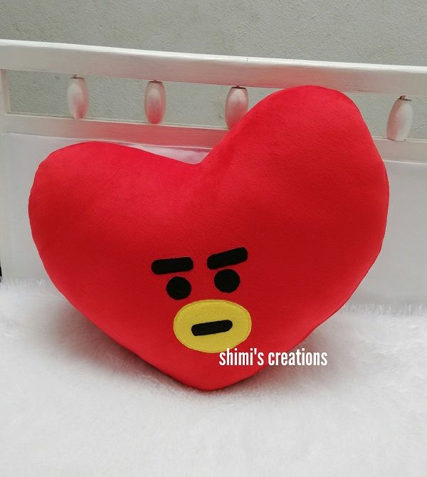 TATA%20%20Cushion/%20Pillow,%20BT21%20%20Tata%20%20Face%20Cushion.%20-%20Image%204