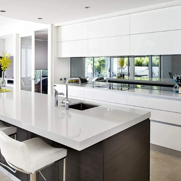 Glossy%20White%20Wallpaper%20Peel%20and%20Stick%20Countertop%20Sticker%20Self-Adhesive%20Waterproof%20Wall%20Sticker%20Kitchen%20Backsplash%20Table%20Covering%20-%20Image%203
