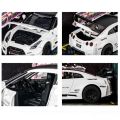 1:32 Nissan GTR-CSR2 Sports Diecast Model Car Alloy  Sound Light Pull Back Collection Kids Toys Gifts. 