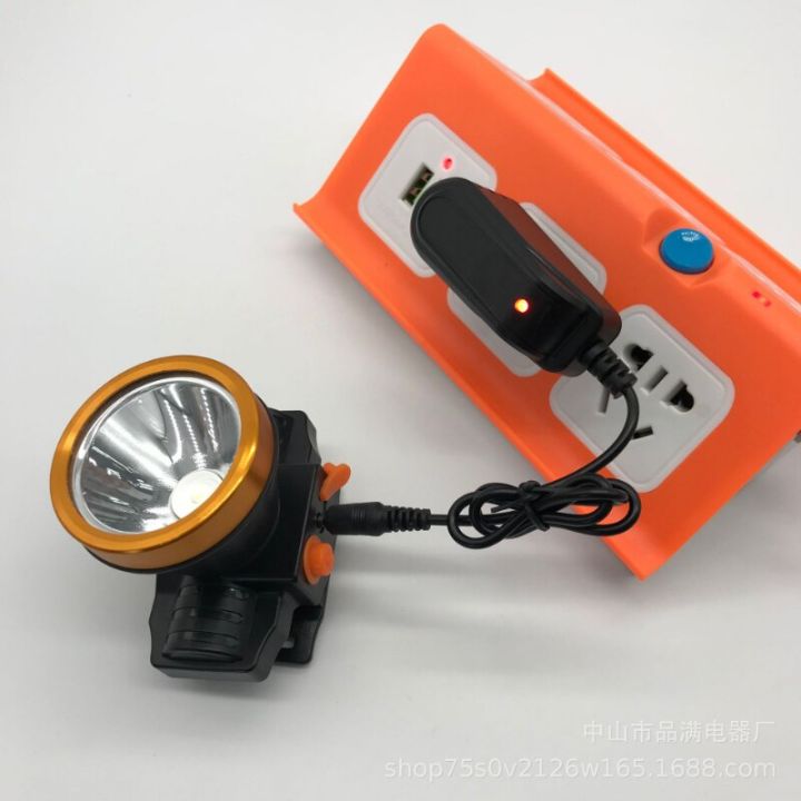 Flashlight%20Charger%2018650%20Lithium%20Battery%203.7v%204.2V%20Smart%20Charger%20Headlamp%20Universal%20Direct%20Charge%20-%20Image%204