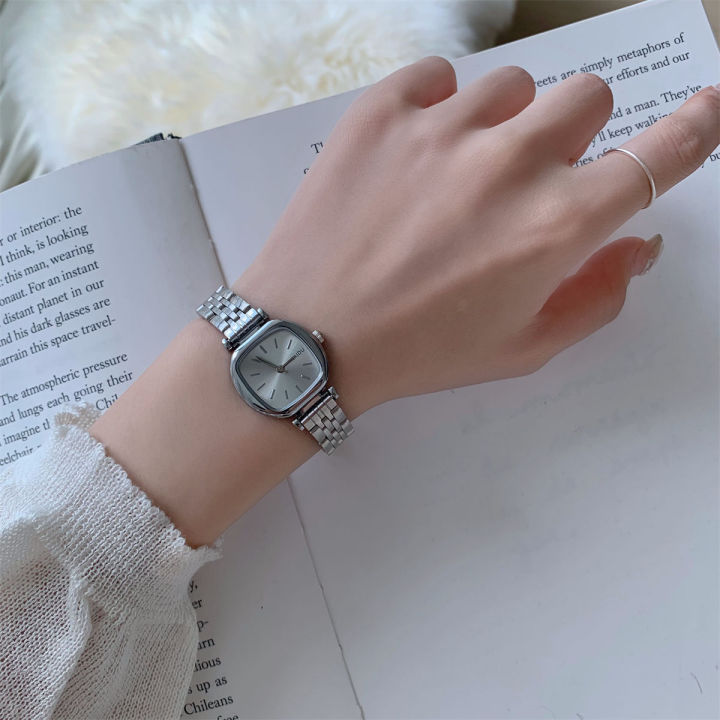 Light%20Luxury%20Watch%20Women%20Ice%20Transparent%20Blue%20Square%20Women%20Steel%20Belt%20Small%20Dial%20Women%20Watch%20-%20Image%207