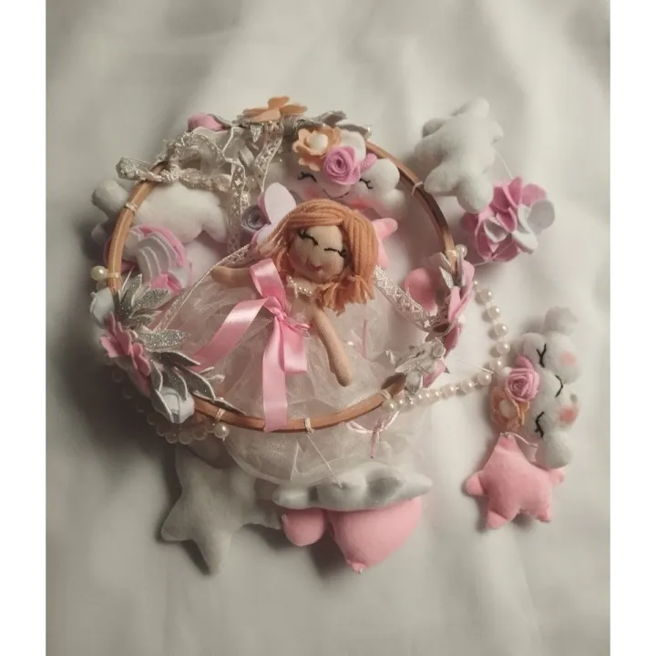 cot%20mobile%20for%20a%20%20baby%20girl,%20Baby%20princess%20cot%20mobile%20-%20Image%204