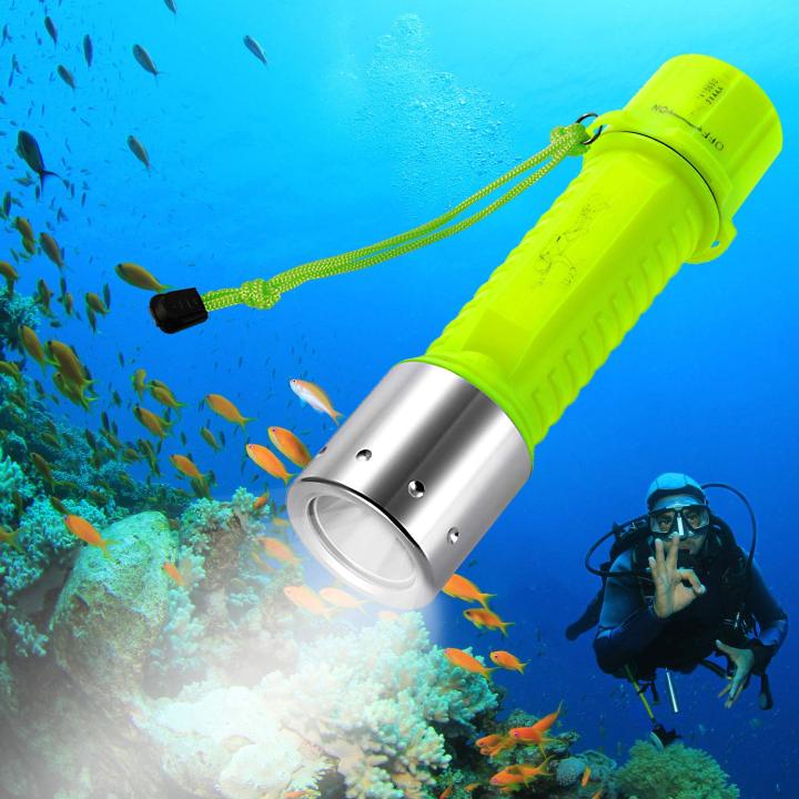 BlueFire%201100%20Lumen%20CREE%20XM-L2%20Scuba%20Diving%20Flashlight%20Waterproof%20Diving%20Torch%20Submarine%20Diving%20Safety%20Lights%20Underwater%20Dive%20Light%20-%20Image%209