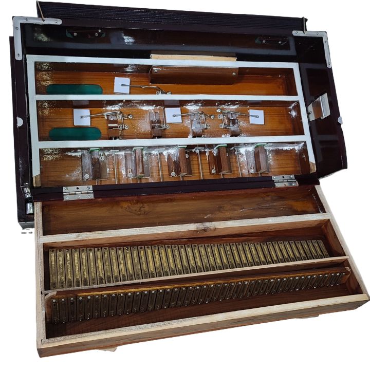Indian%20Harmonium%20Nanda%20Brand%20Suitcase%20Model%202%20Set%20Safari%20Double%20Reed%20Teak%20Wood%20(Made%20With%20Premium%20Quality%20Reeds)%20indian%20serpina%20indian%20harmonium%20piano%20keyboard%20traditional%20instrument%20-%20Image%207