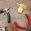 SMA Male to Two SMA Female Triple T RF Adapter Connector 3 Way Splitter NEW. 