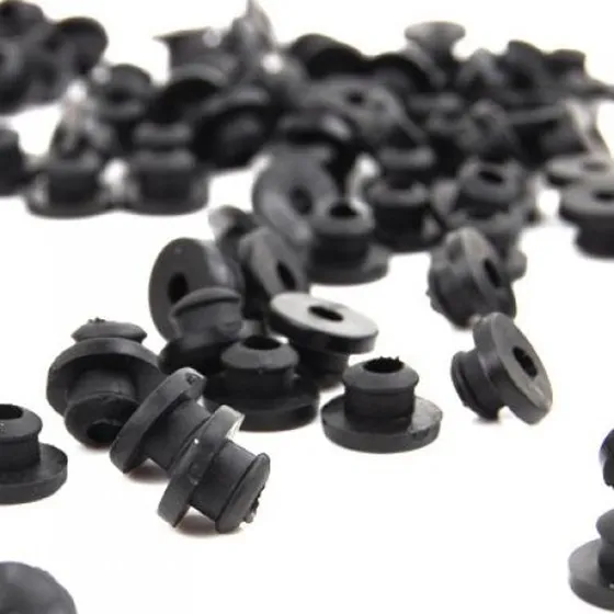Tattoo%20Machine%20Rubber%20Nipples%20Half%20Grommets%20100pk%20-%20Image%203
