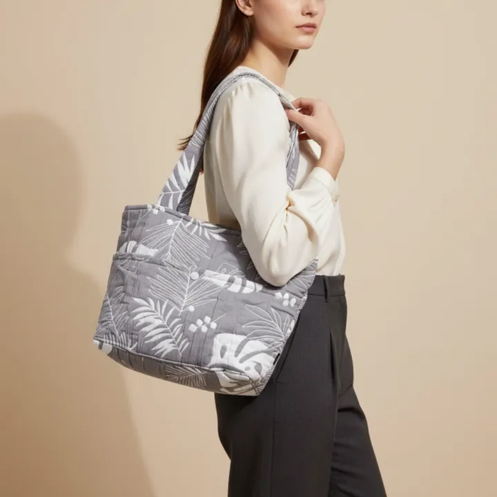 3Q%20Jacquard%20AVA%20Tote%20Bag%20%E2%80%93%20Premium%20Fabric%20Handbag%20for%20Casual%20&%20Work%20Use%20-%20Image%204