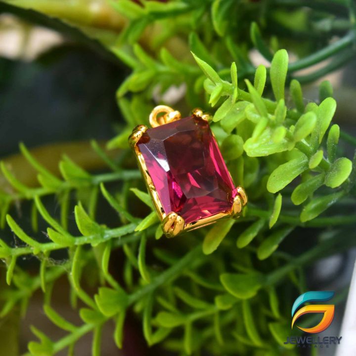 Gold%20Plated%20Pendant%20Stylish%20Red%20Box%20Shape%20Stone%20Pendant%20Rich%20Look%20For%20Women%20and%20Girls%20-%20Image%204