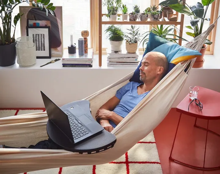 IKEA%20BYLLAN%20Laptop%20support,%20Ebbarp%20black/white%20-%20Image%206