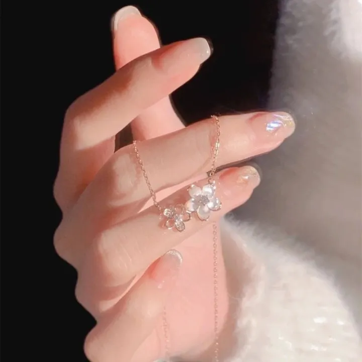 New%20Super%20Fairy%20Cherry%20Blossom%20Women's%20Niche%20Clavicle%20Chain%20High%20Color%20Value%20Peach%20Blossom%20Necklace%20Women's%20Necklace%20-%20Image%202