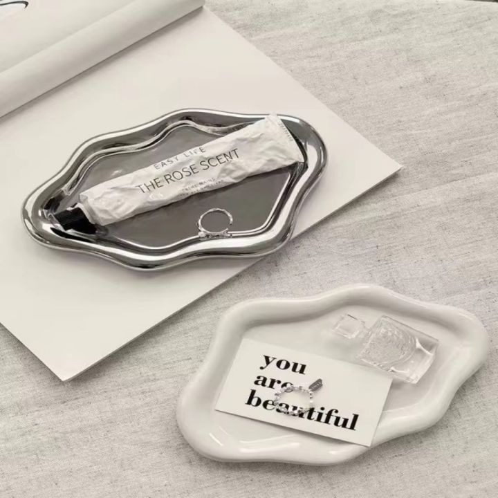 Creative Plastic Jewelry Tray Mini Cloud Shape Jewelry Display Plate Storage Plate Watches/Keys Storage